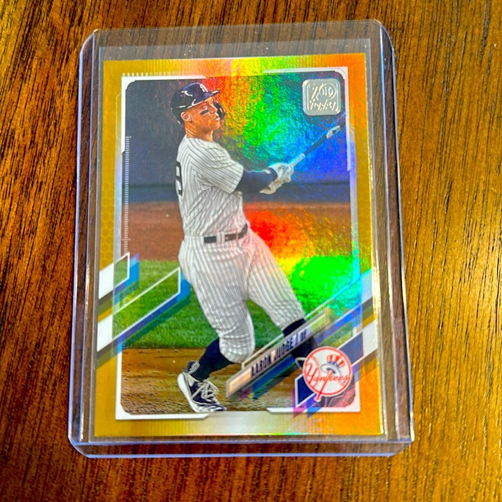 2021 Topps Series 1 Aaron Judge Jumbo Box Gold Foil Exclusive Parallel Yankees